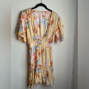 Yellow floral billabong dress